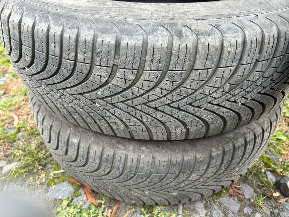 Opony wielosezonowe Dębica Navigator 3 195/65 R15
