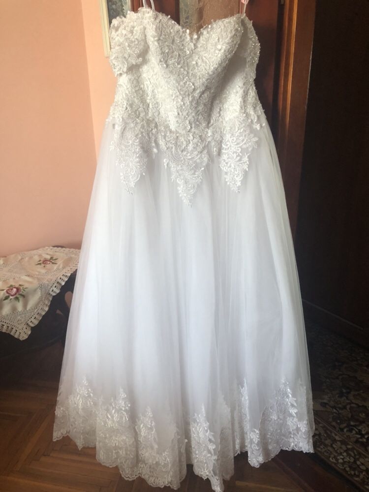 Продам Весільне плаття недорого!!)