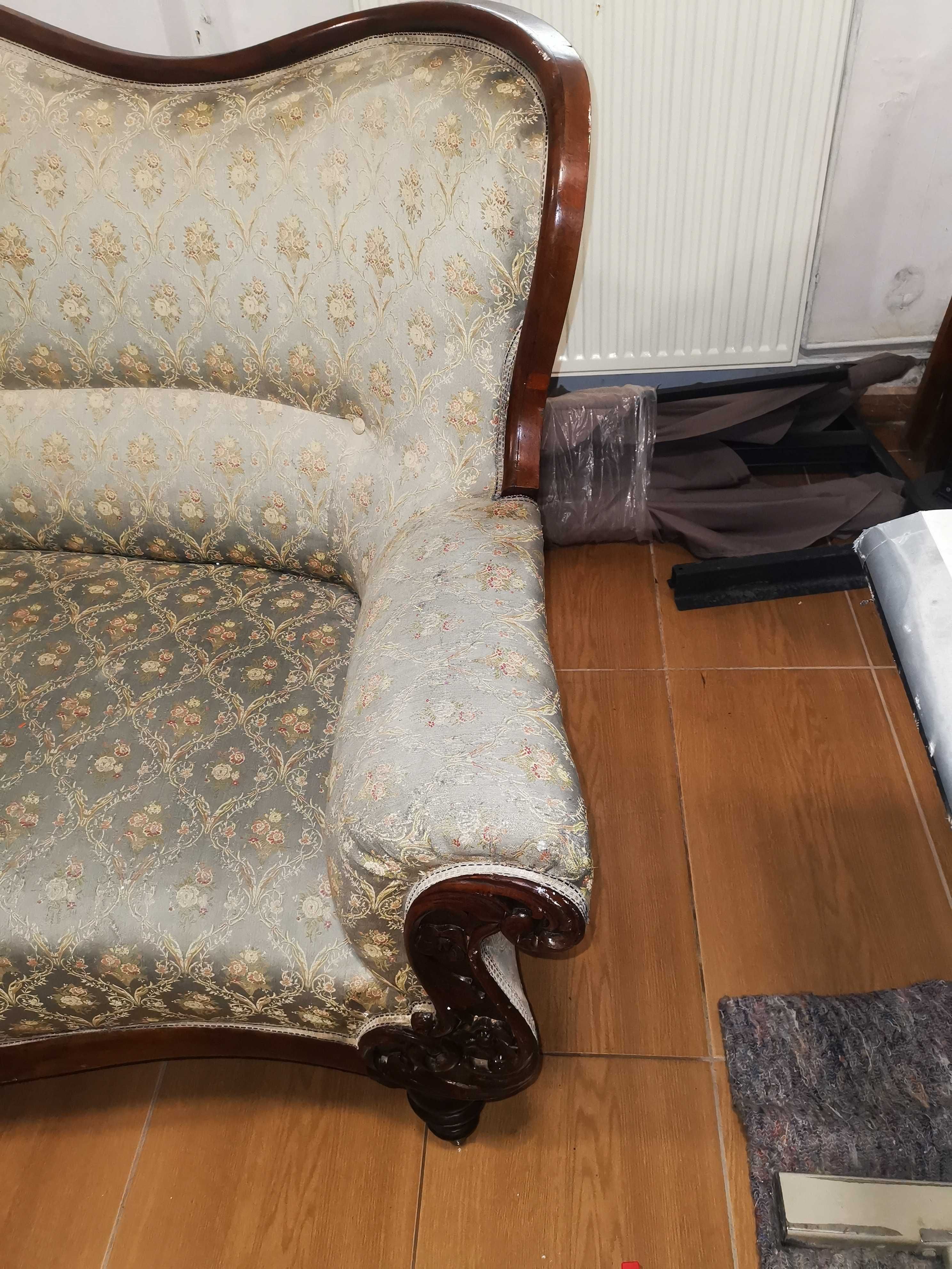 Sofa ponad 100lat