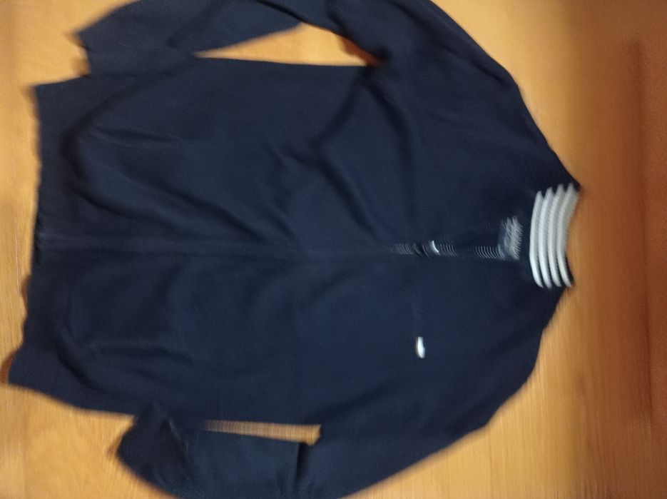 Sweat carapuço+casaco malha Mayoral +casaco Zippy €22 as 3 peças