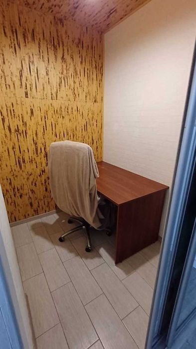 ВЛАДЕЛЕЦ! Современный дом рядом с метро на Лукьяновке.