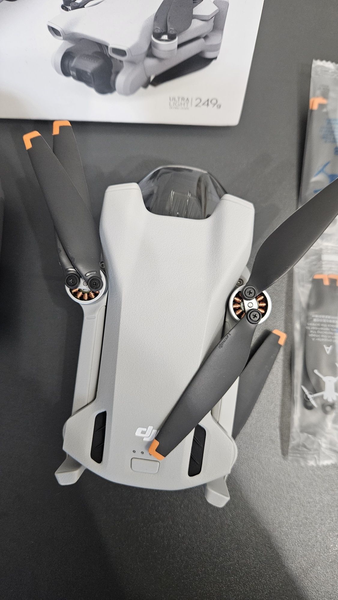 DJI Mini 3 Dron RC-N1 praktycznie NOWY na gwarancji