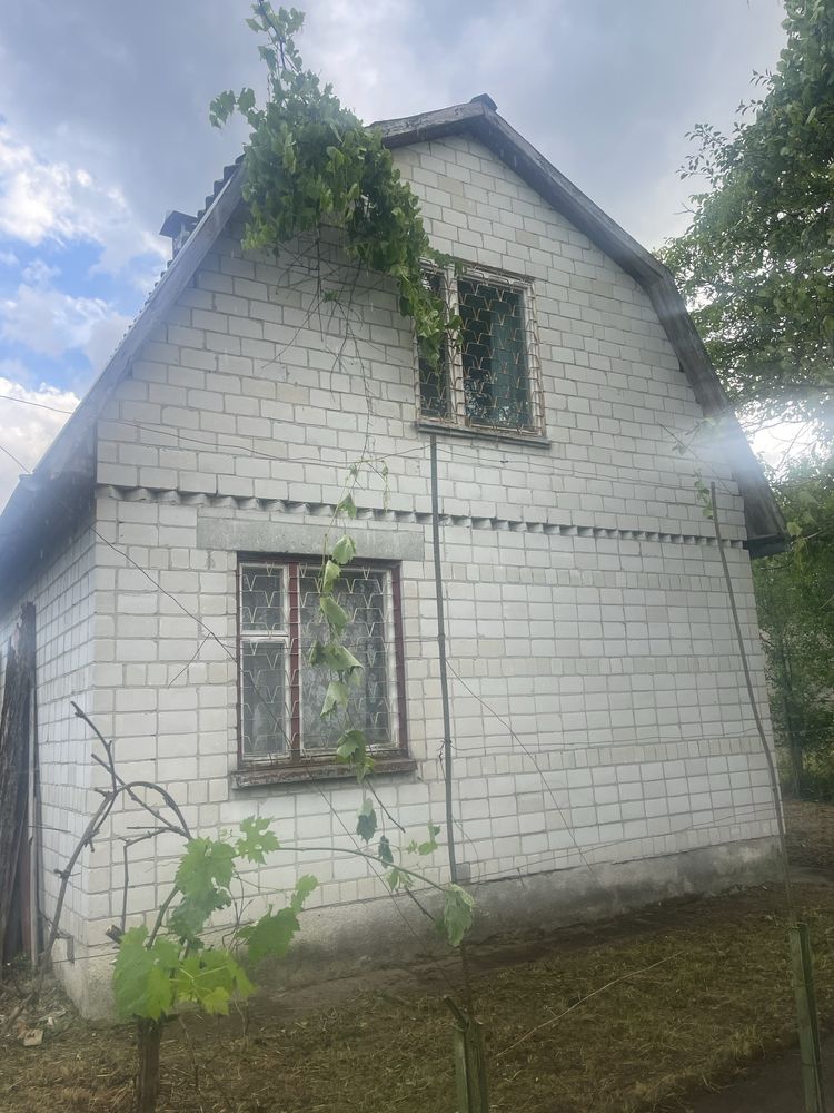 Продам дачу біля Дрогобича