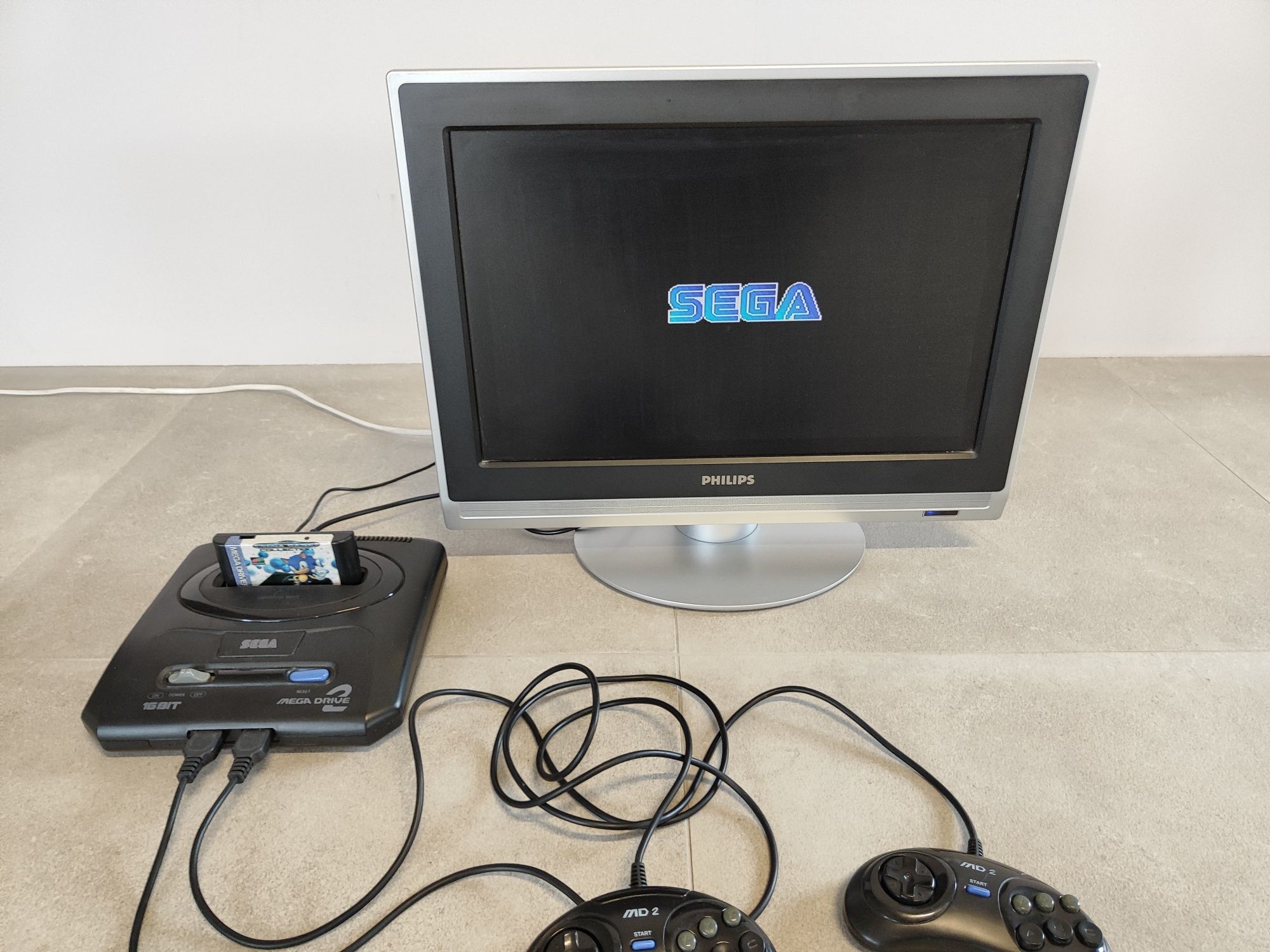 Sega Megadrive 2 и все игры - ретро игровая приставка с телевизором