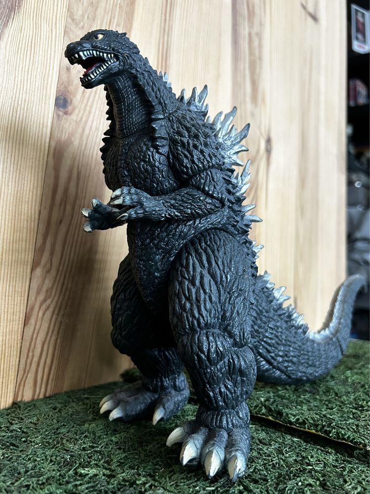Godzilla figura potwora