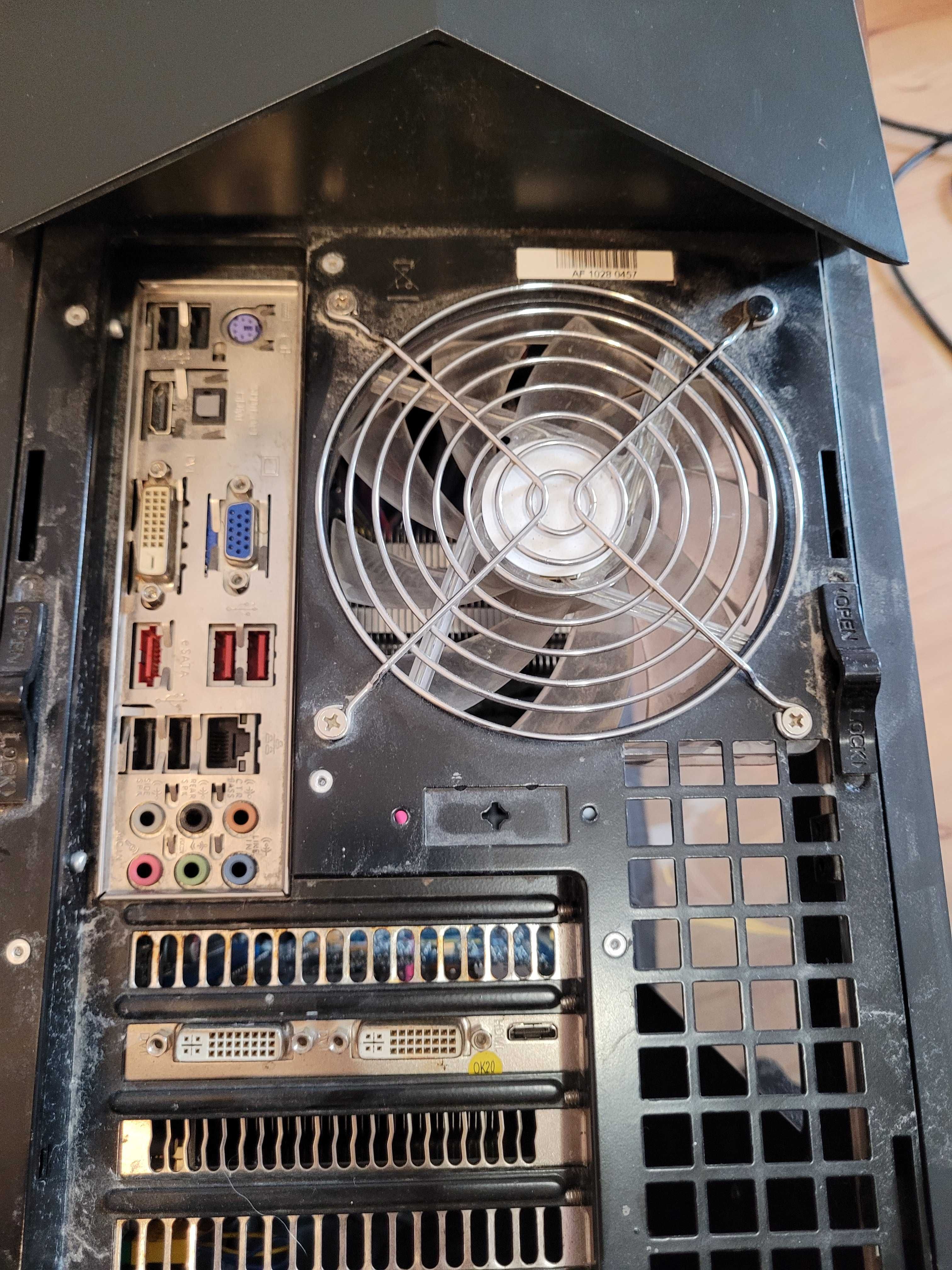 Komputerowe stacjonarny asus silverstone raven
