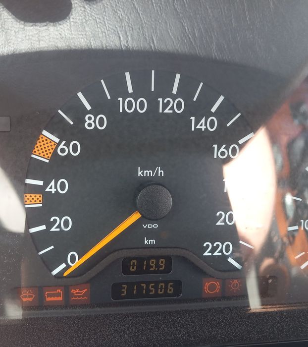 Mercedes C250 Turbodiesel 1996 com 300.000 km