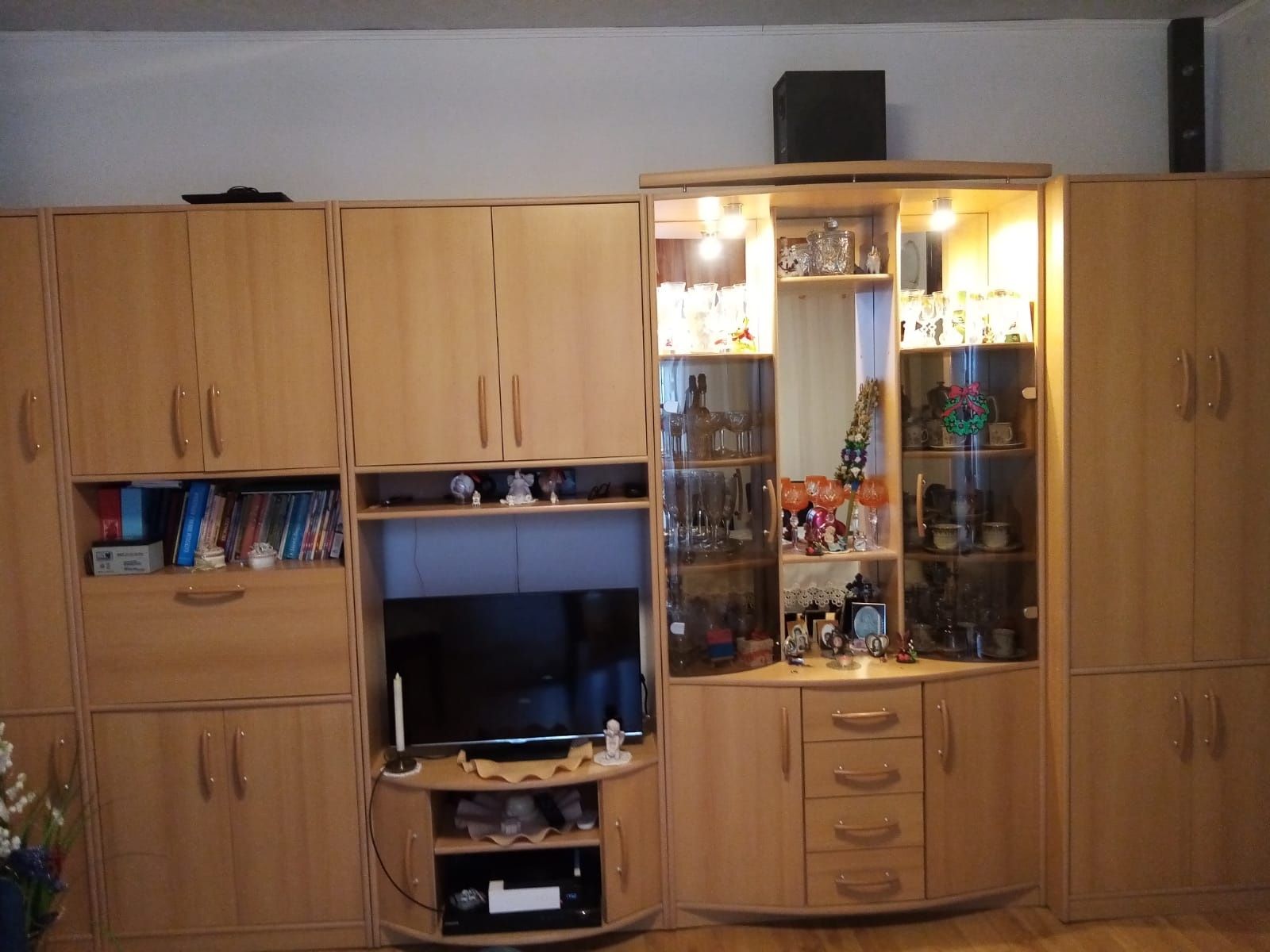Segment meble fornirowane BRW witryna, szafa