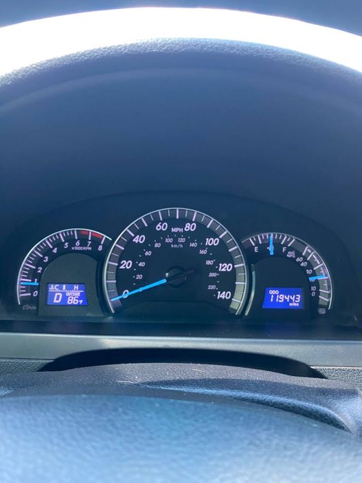 Продам Toyota Camry 50