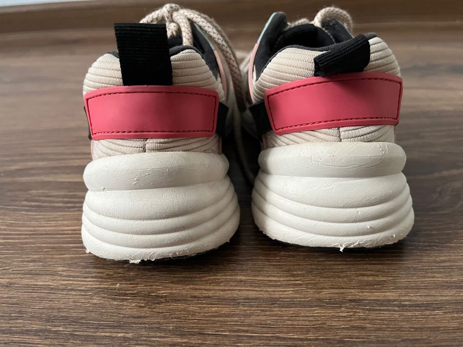 Взуття для дівчинки 32 р