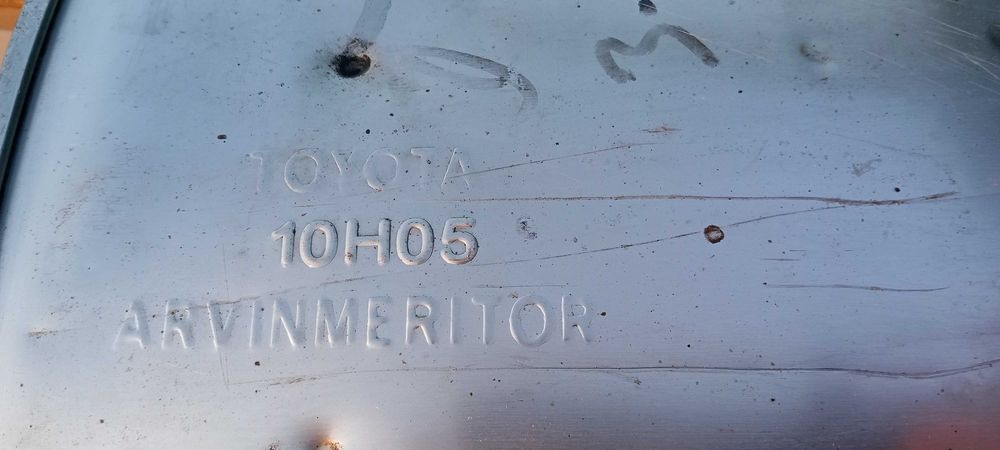 Глушитель Avensis T25 Оригинал