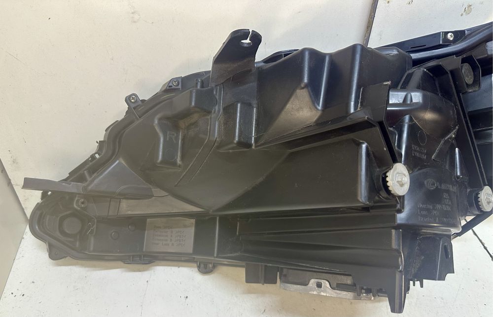 Фара права Lexus RX350 USA, 2016 -2019 81110-0E271