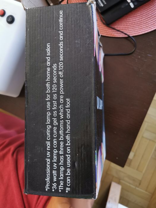 Lampa UV do paznokci hybrydowych i żelowych