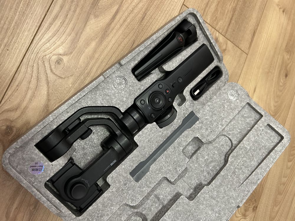 GIMBAL Zhiyun Smooth 4