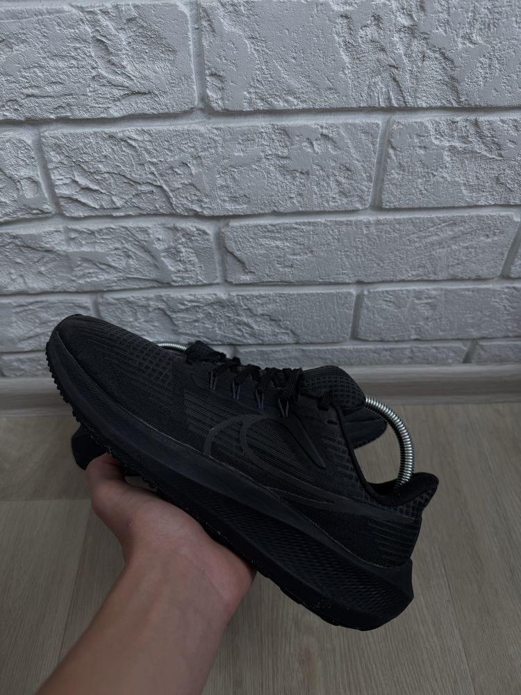 Кросівки Nike Zoom Pegasus 38