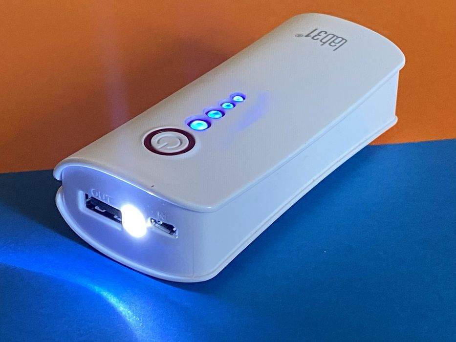 LAB31 4400 mAh power bank
