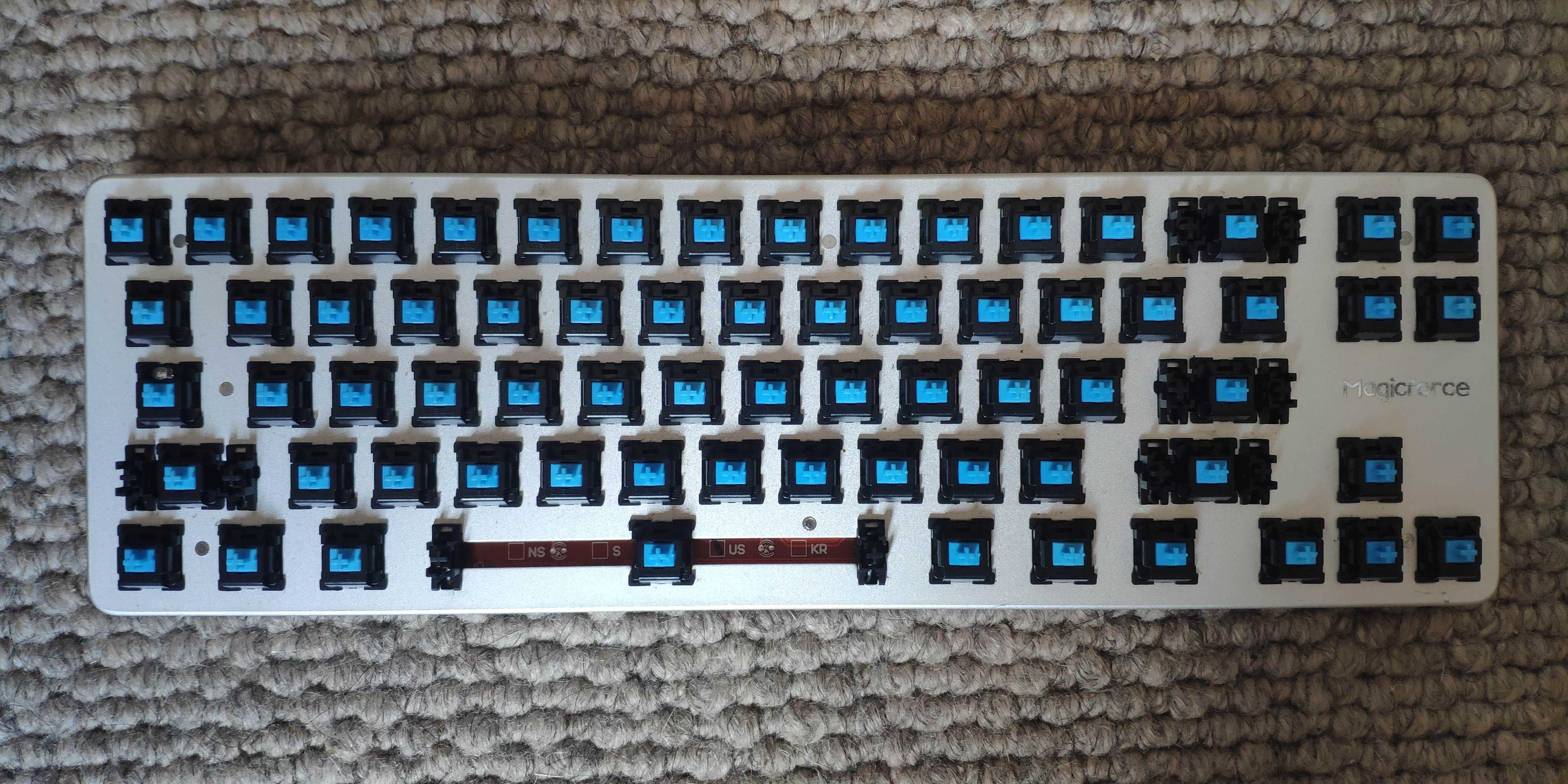 Klawiatura mechaniczna - Qisan Magicforce - Blue Switch 68 klawiszy