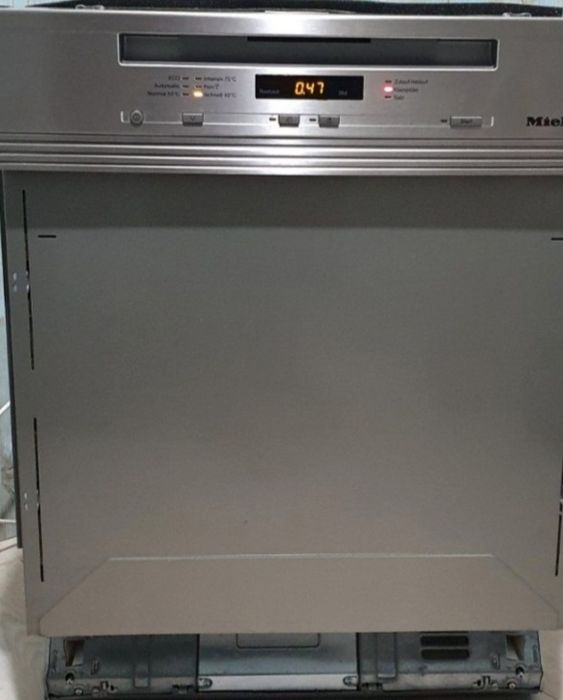 продам посудомийну машину Miele G 6100 i