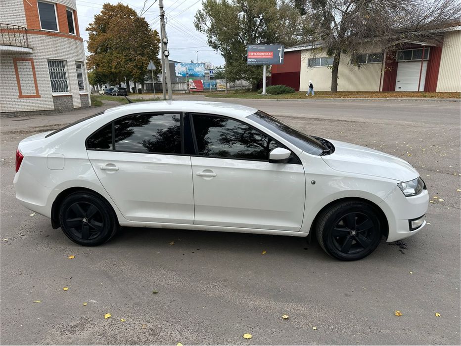 Продам Skoda rapid 2013 1.2 TSI