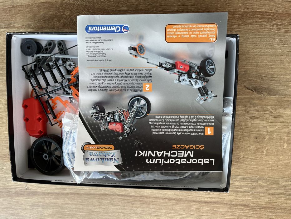 Klocki jak lego technics laboratorium mechaniki ścigacze motocykl.