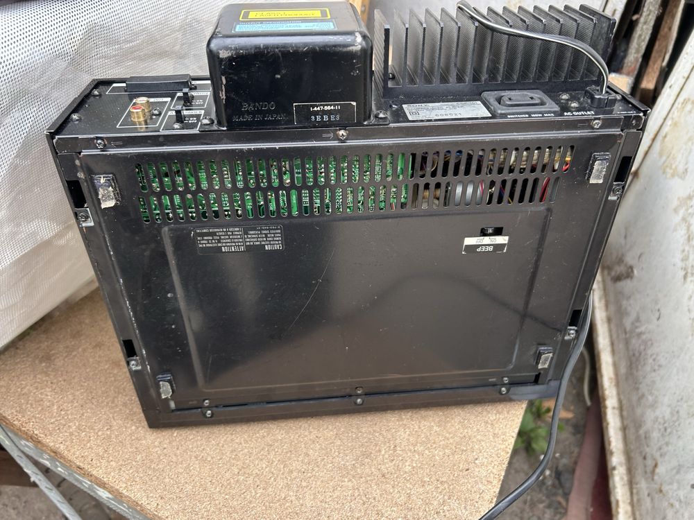 Перший програвач Sony CDP-101 на CD