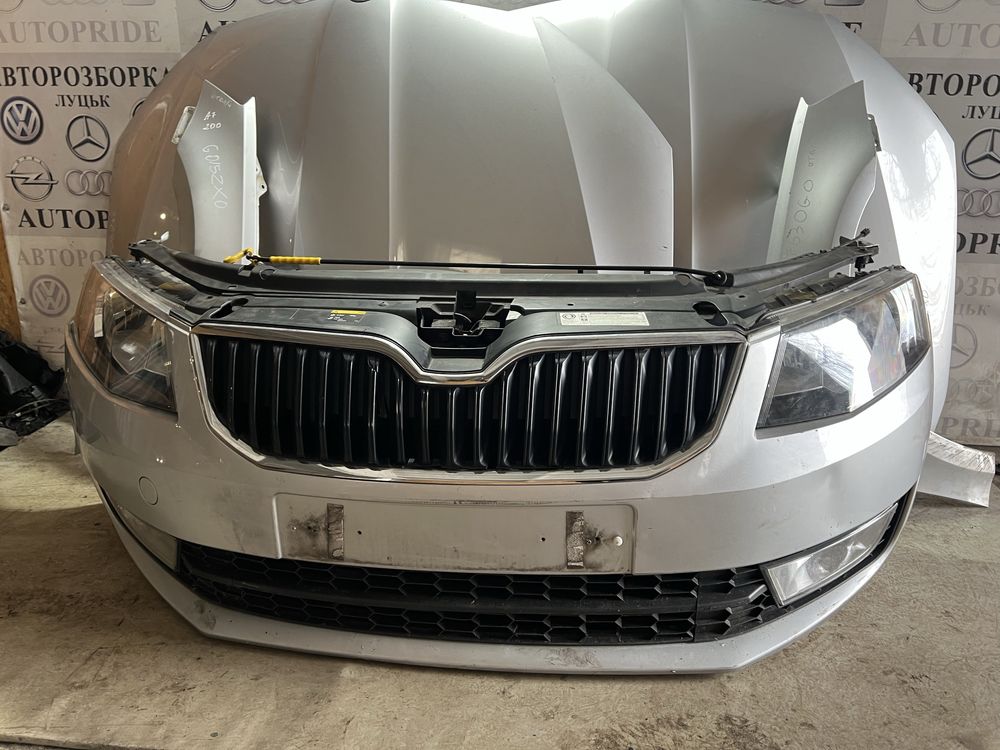 Бампер капот крило шкода Октавія а7 skoda oktavia a7 LA7W комплект