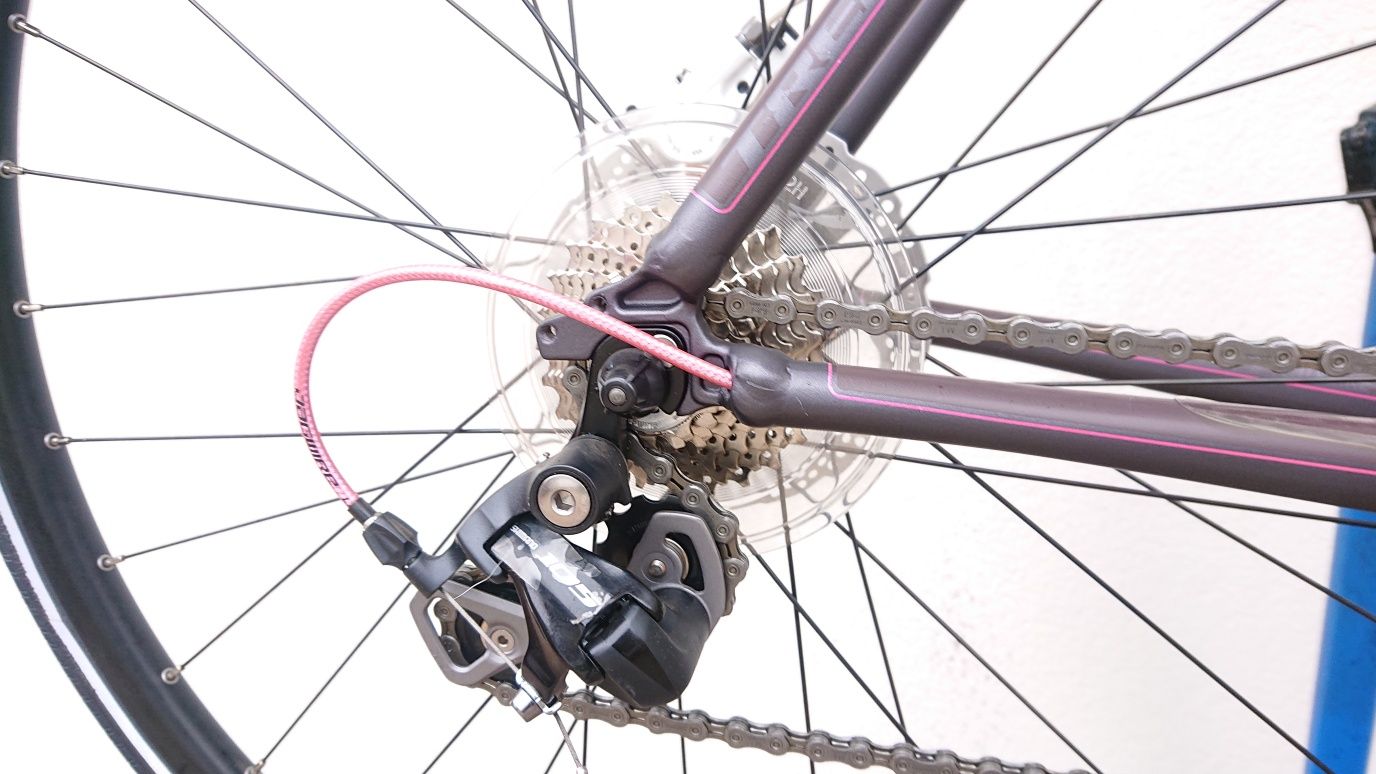 Trek Three Zektor Gravel