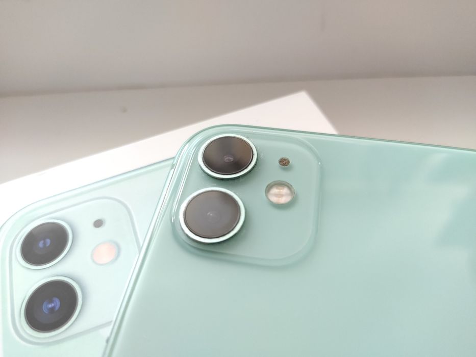 iPhone 11 64GB (Green)