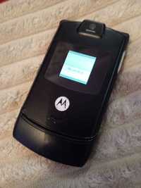 Телефон Motorola Razr V3c (безсимочный)