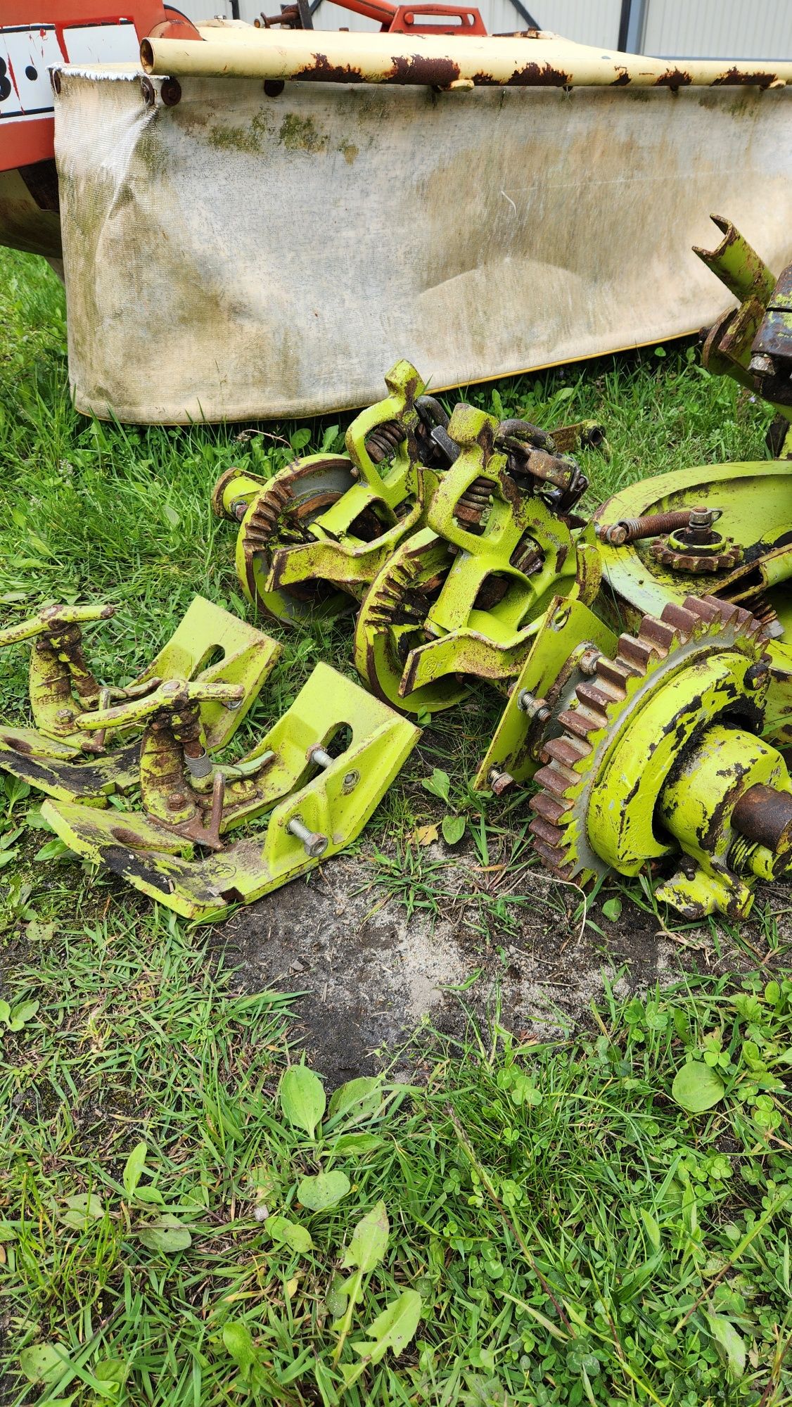 В'язальні апарати Claas markant 50 51 constant  редуктор кардан голки