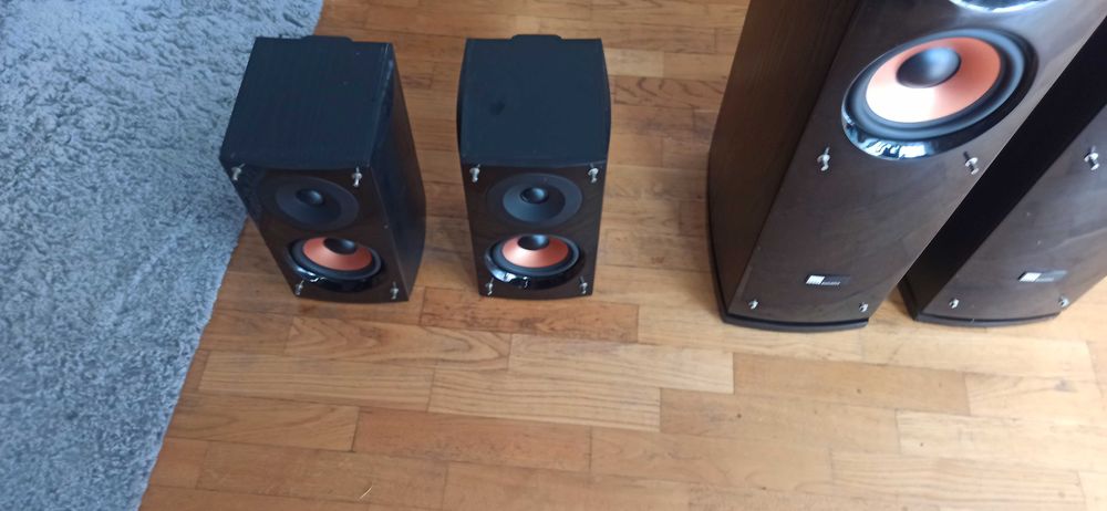 Kolumny głośnikowe pięć sztuk 900 wat 4-8ohm