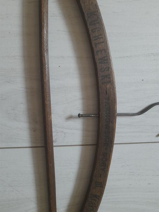 Stary sygnowany przedwojenny wieszak