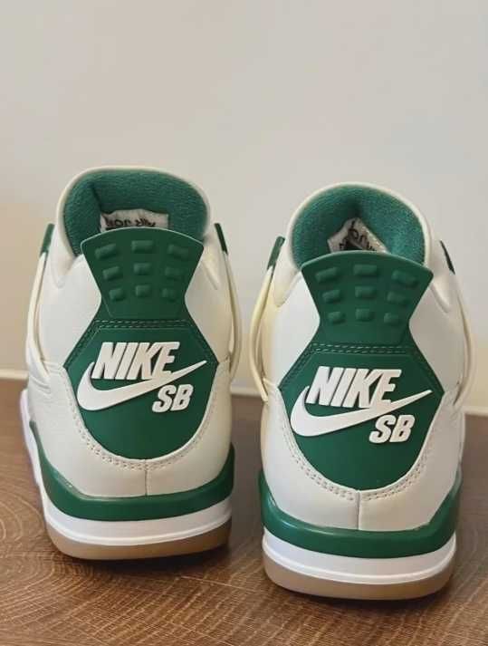 Jordan4RetroSBPineGreen r.41