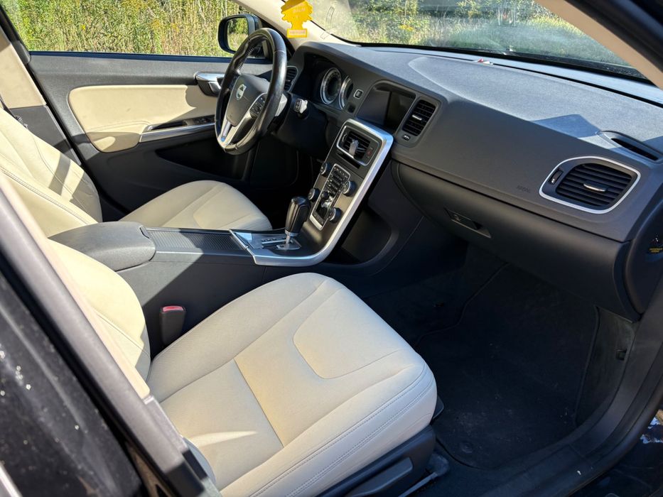 Volvo V60 D3 Geartronic R-Design