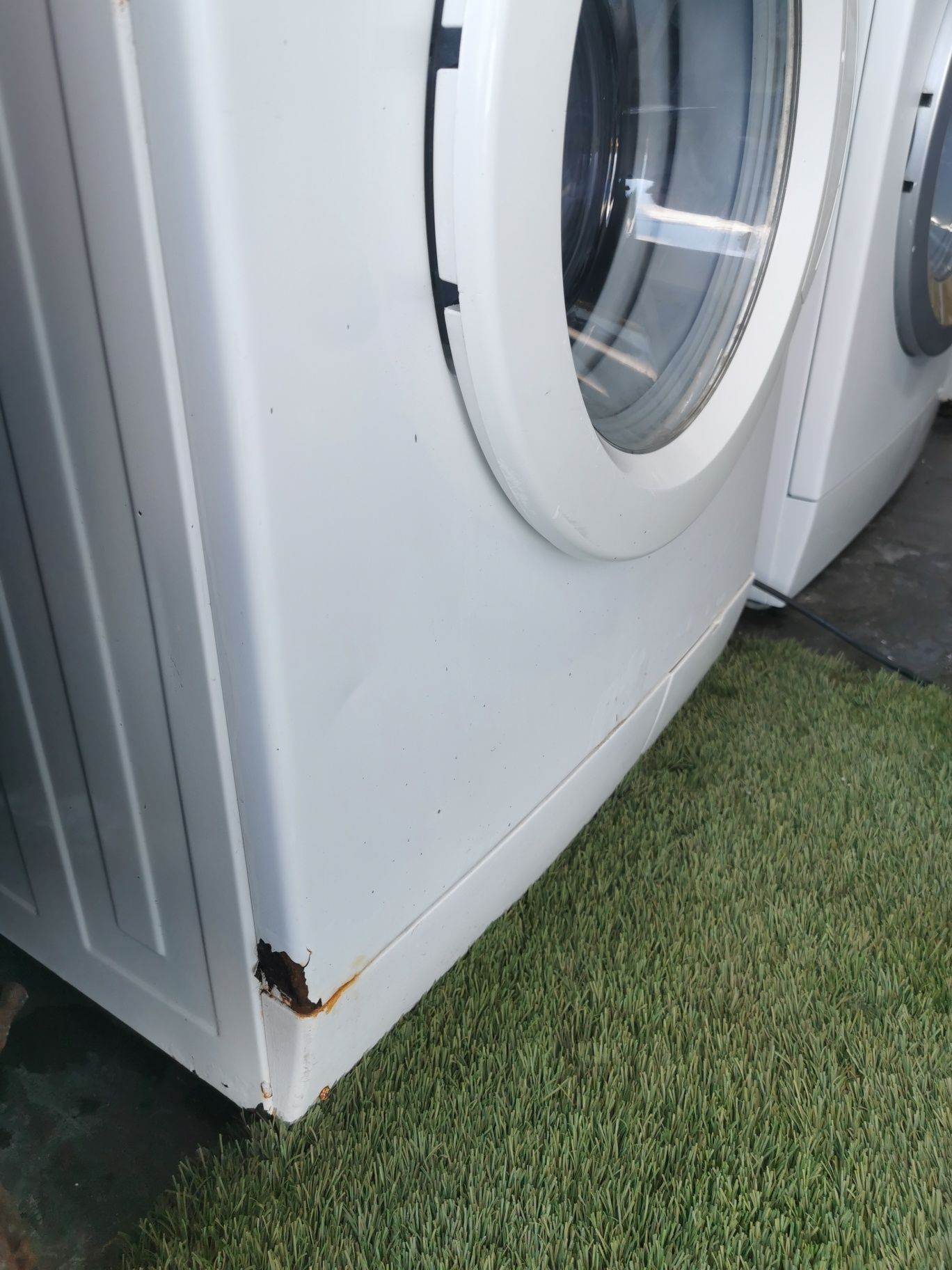 Máquina lavar roupa bosch 6kg faço entrega