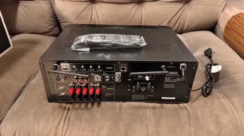 Yamaha RX-V4A - amplificador com streamer