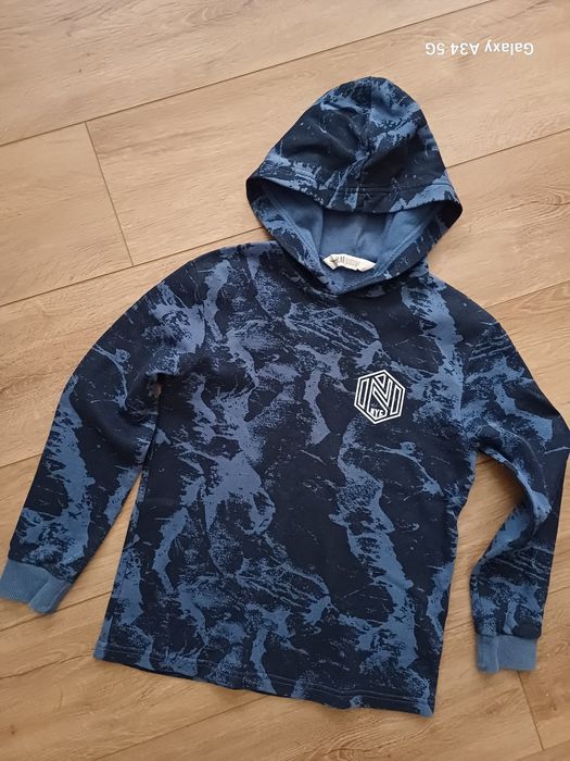 Кофта H&M 134см.
