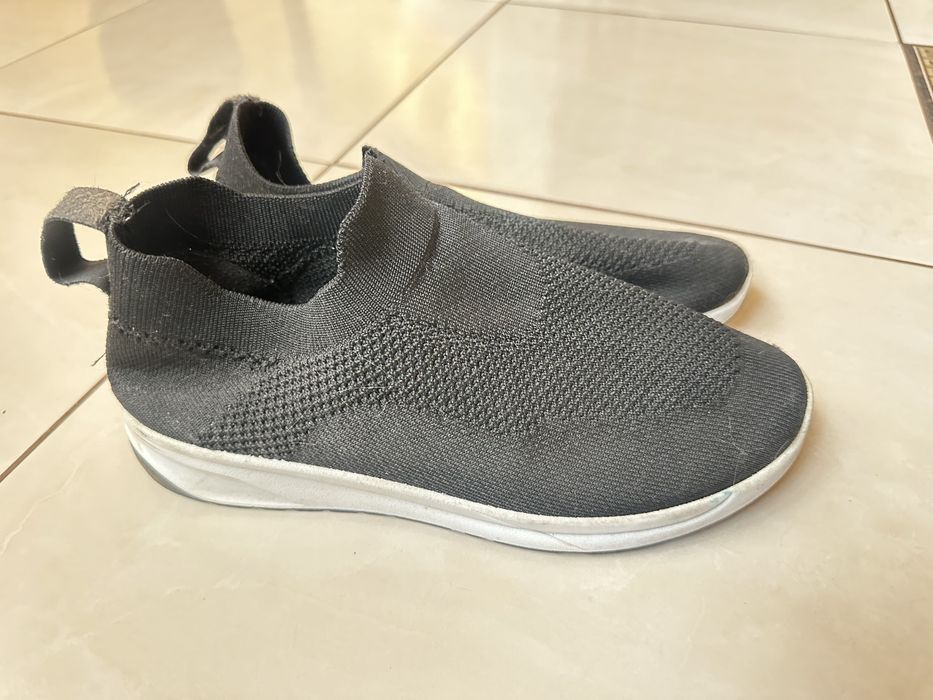 Кросівки 41 розмір