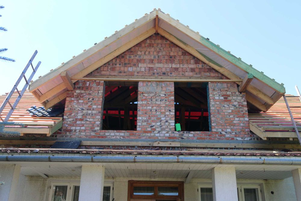 Дах. Будівництво, перекриття, ремонт дахів. Майстри-покрівельники.