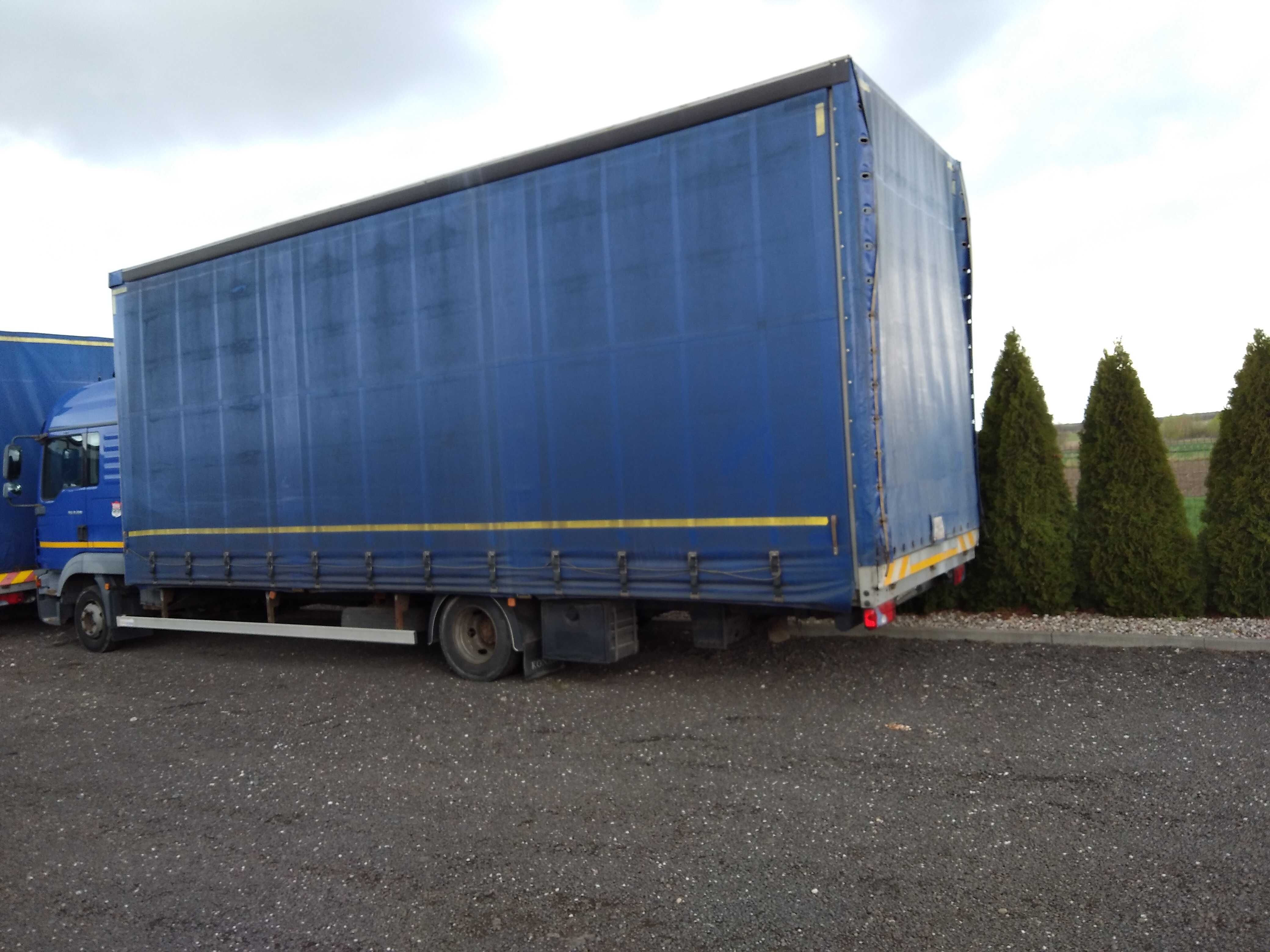 Syndyk sprzeda samochód ciężarowy MAN TRUCK TGL 8.220 4X2 BL, 2010 r.