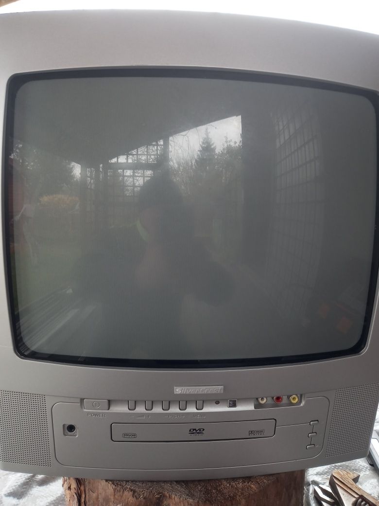 Telewizory 14 z DVD