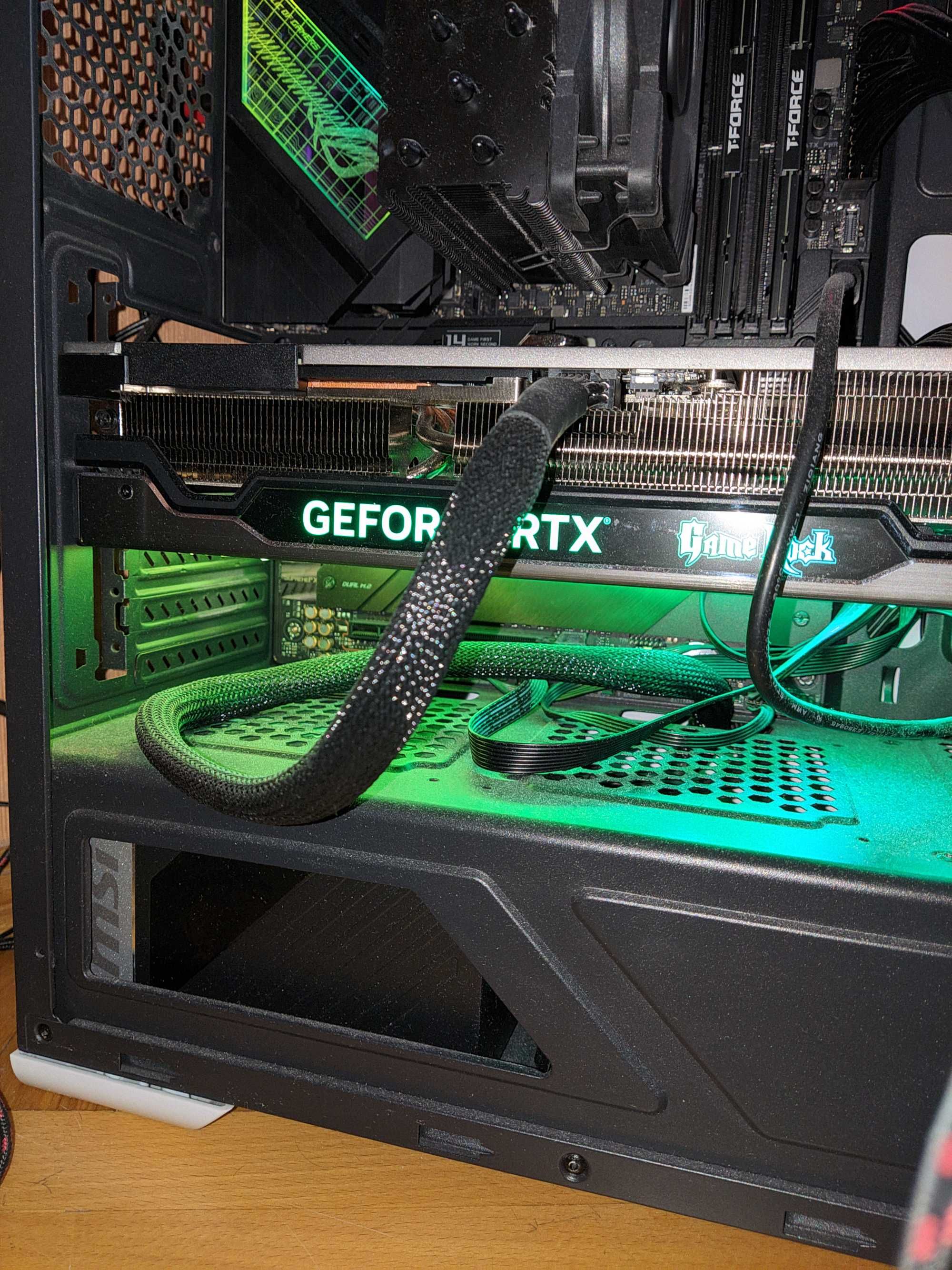 Видеокарта Palit GeForce RTX 4070 Ti GameRock