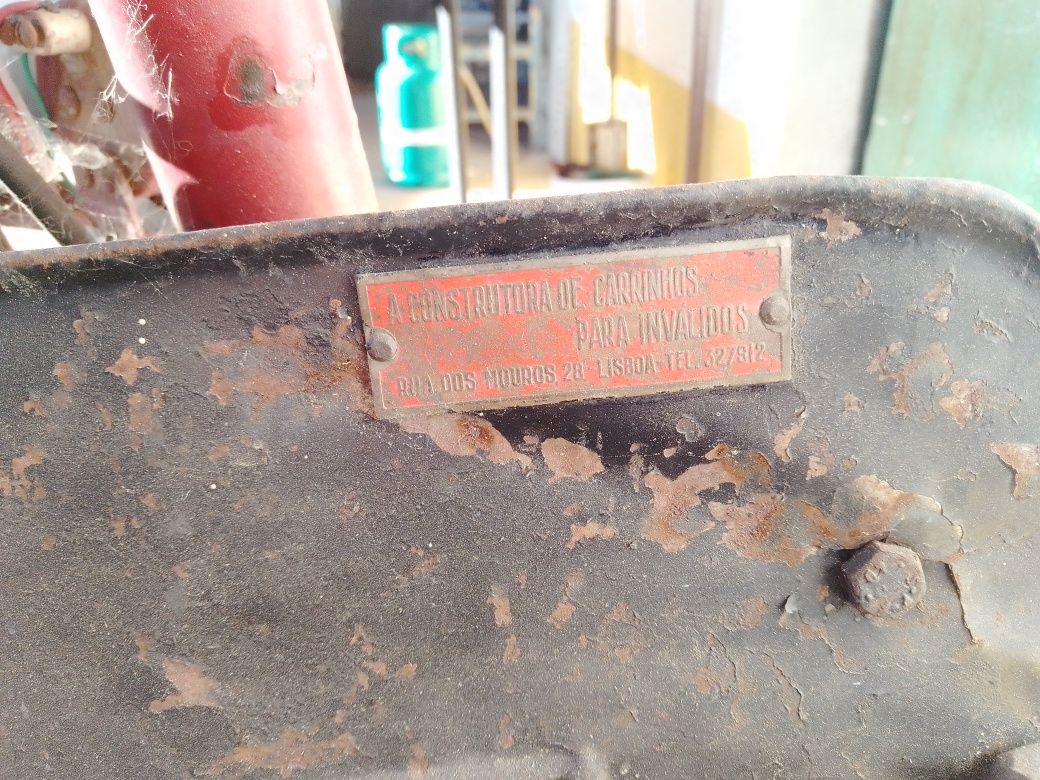 Vendo este veículo sem documentos