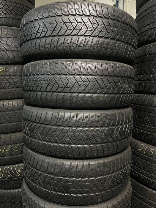Комплект зимової гуми 235/55/18 Pirelli