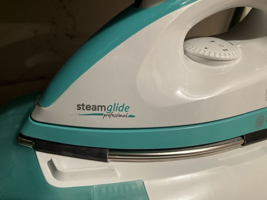 Generator pary stacja parowa Russell Hobbs