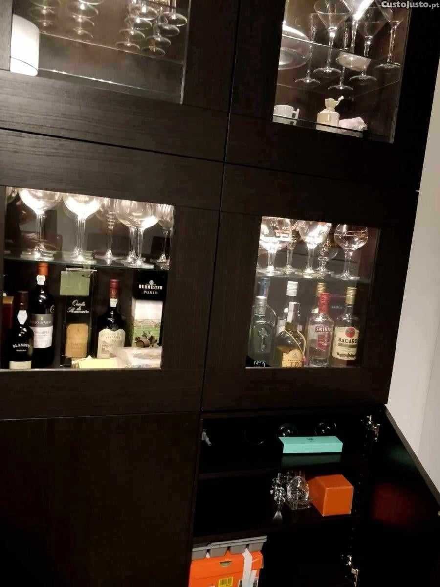 Móvel Louceiro como novo
