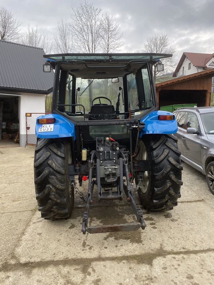 New Holland 5635 Tur Mailleux + Łyżka