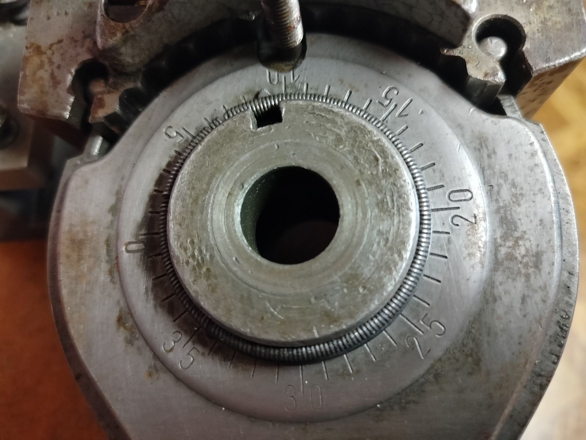 Imak tokarski multifix B