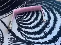 Розовый кастомный провод для клавиатуры