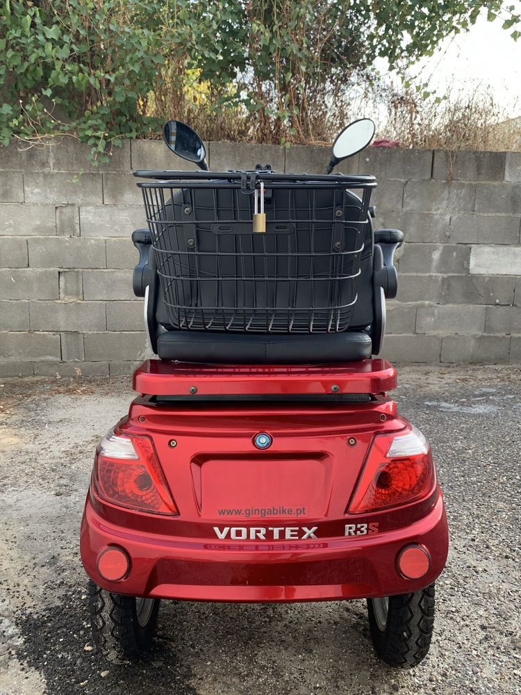 Scooter de mobilidade reduzida
